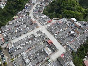 13805_finalizamos-la-reposicion-de-pavimentos-en-el-barrio_1024x600