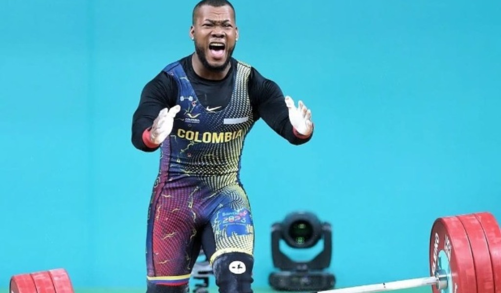 Yeison López subcampeón mundial de pesas, récord y cupo a París 2024