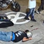 Violenta colisión de dos motociclistas en Quimbaya, varios lesionados